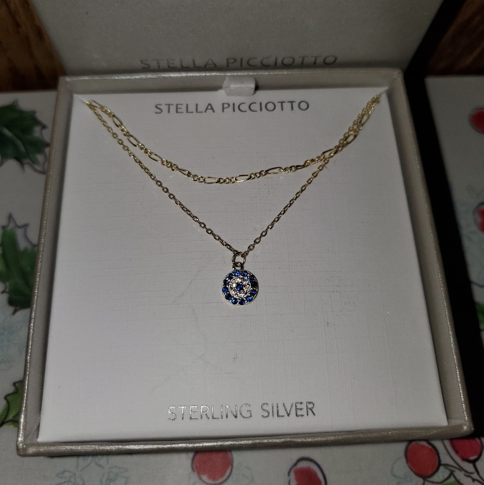 NWOT Blue Necklace